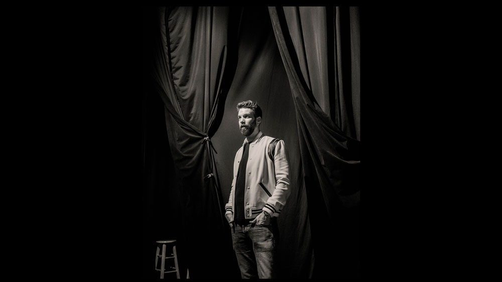 ANTHONY JESELNIK ANNOUNCES BONES AND ALL TOUR COMING TO ULSTER HALL, BELFAST ON 24TH SEPTEMBER