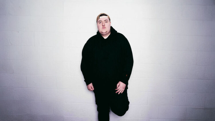 Viral Sensation Gareth Releases Original ‘Last Thing I Do’ – R o c k 'N ...