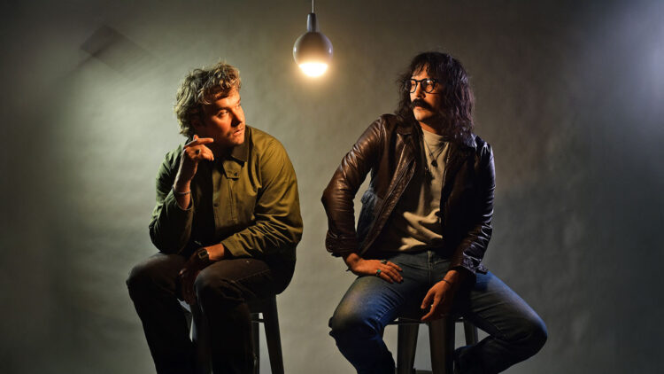 INTRODUCING: CANADIAN ALTERNATIVE FOLK DUO ALTAMEDA – R o c k 'N' L o a d