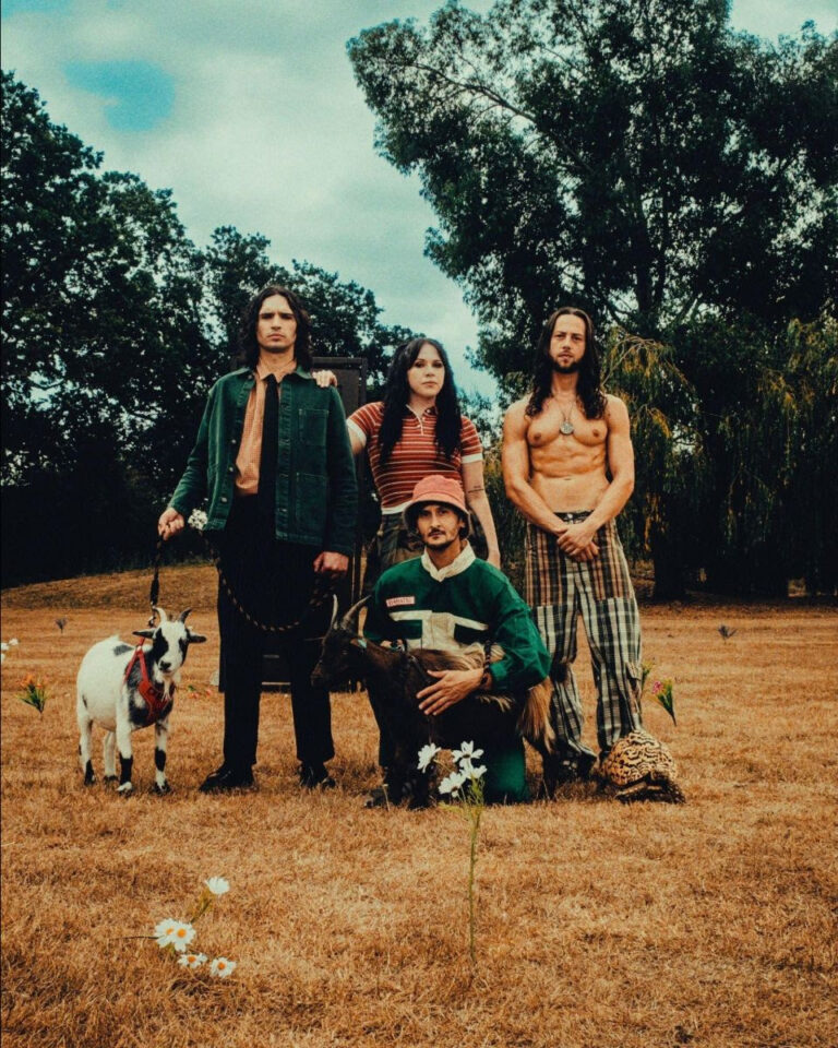 Unpeople // we are unpeople // Album Review – R o c k 'N' L o a d